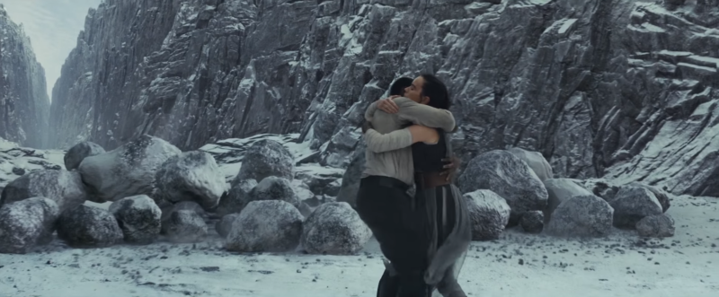Este momento fue estupendo, pero imagínate si tuviésemos momentos como este entre nuestros héroes con más frecuencia. Imagen: Lucasfilm
